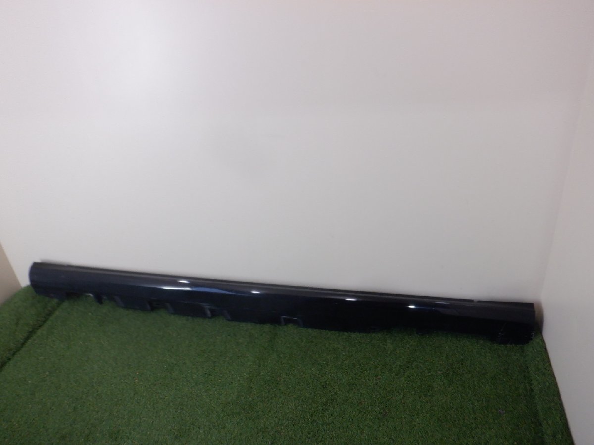 アウディ純正 ABA-4HDDTF S8 S8プラス H29/8 右H サイドステップ サイドスカート 左側 助手席 4H0853859F LY9T ミトスブラックM 23-11-423拍卖