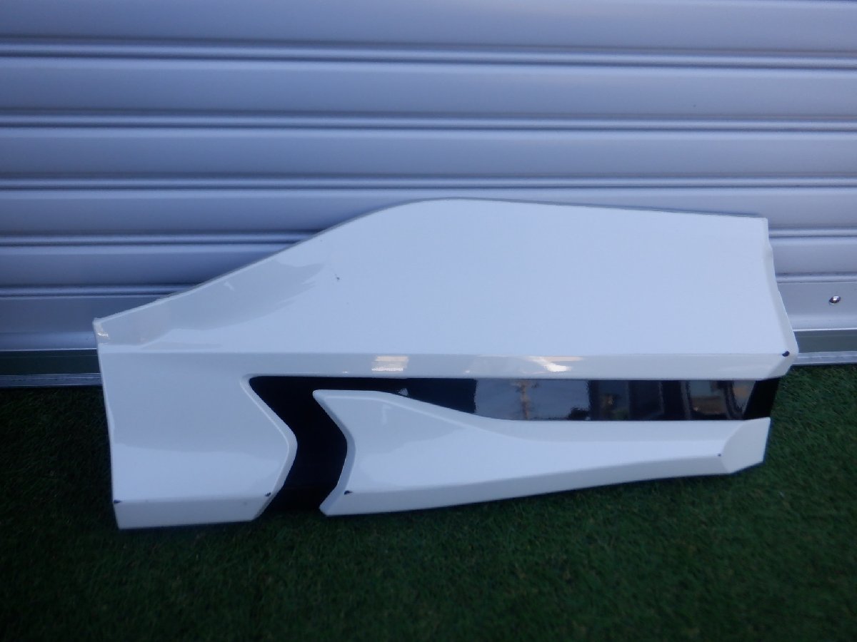 MODELLISTA モデリスタ MXPB10 MXPB15 MXPJ10 MXPJ15 ヤリスクロス ドアパネル サイドステップ サイドスカート 070 白 リア右 76915-KP110拍卖