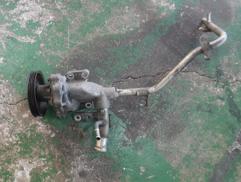 AZワゴンRスティングレーMH22Sスティングレイ 純正ウォーターポンプK6AウオーターポンプMH21Sスティングレィ配管ウォーターパイプ水周りLLC拍卖