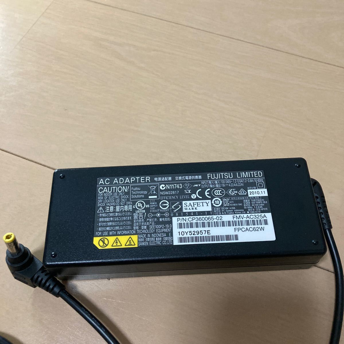 富士通 ノートパソコン用 ACアダプター FMV-AC325A 19V 4.22A LIFEBOOK拍卖