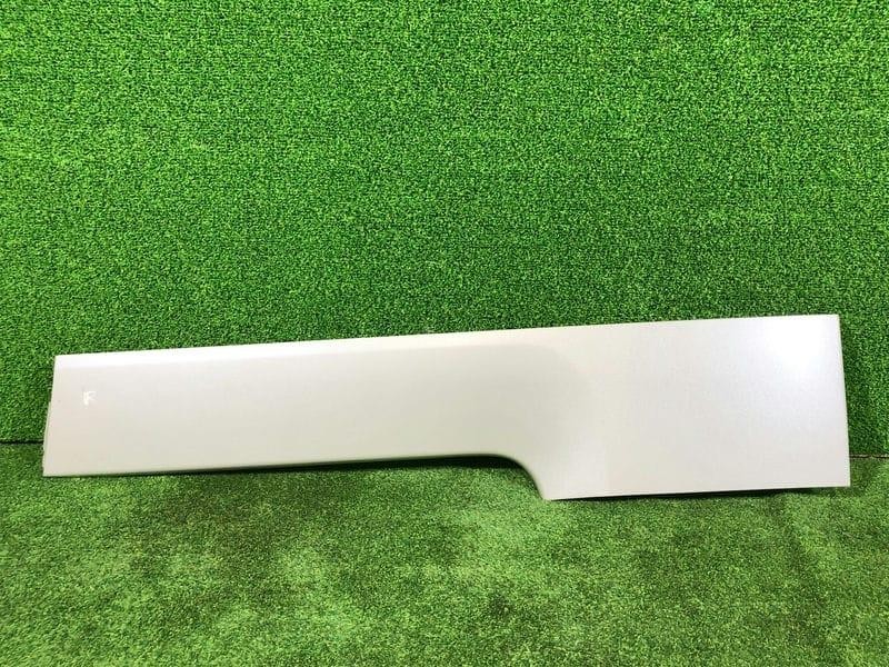 MITSUBISHI 三菱 デリカ D5 CV5W H20年 純正 右 スライドドアモール ガーニッシュ ホワイト 白 DOOR RAIL COVER -RIGHT ID:2391拍卖