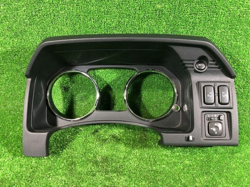 MITSUBISHI 三菱 デリカ D5 CV5W H20年 純正 スピードメーターカバー フード CHAMONIX 7人乗 METER PANEL HOOD ID:2362拍卖