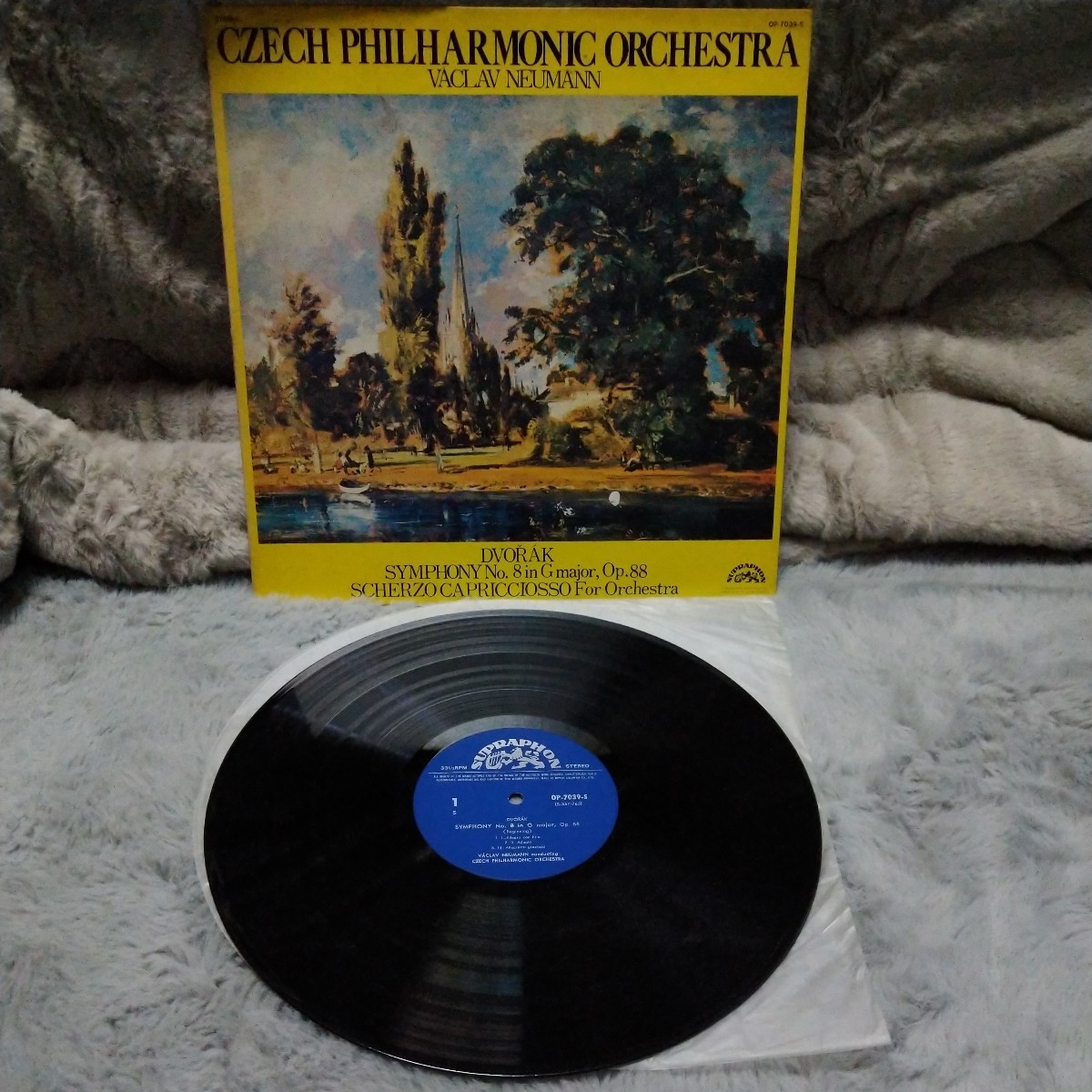 【3000円以上購入で1枚プレゼント!】クラシック056 ドヴォルザーク 交響曲第8番 ト長調 作品88イギリススケルツォ・カプリチオーソ 作品66拍卖