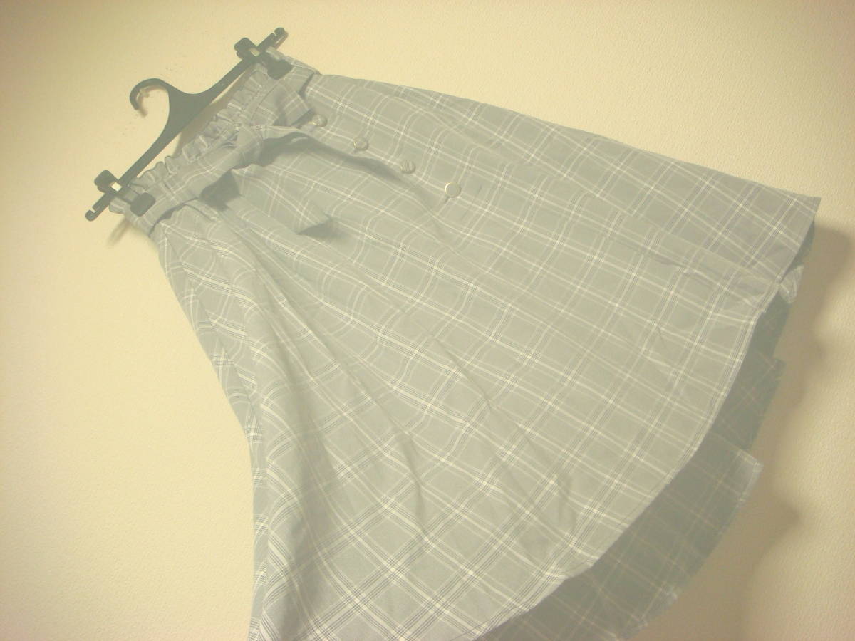 マジェスティックレゴン チェック柄 リボン付き フレアスカート グレー系 美品拍卖