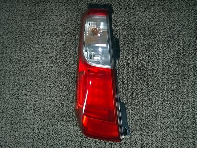 ☆平成24年 ワゴンR FX MH34S 左テールランプ トーカイデンソー 35603-72M0 35670-72M00拍卖