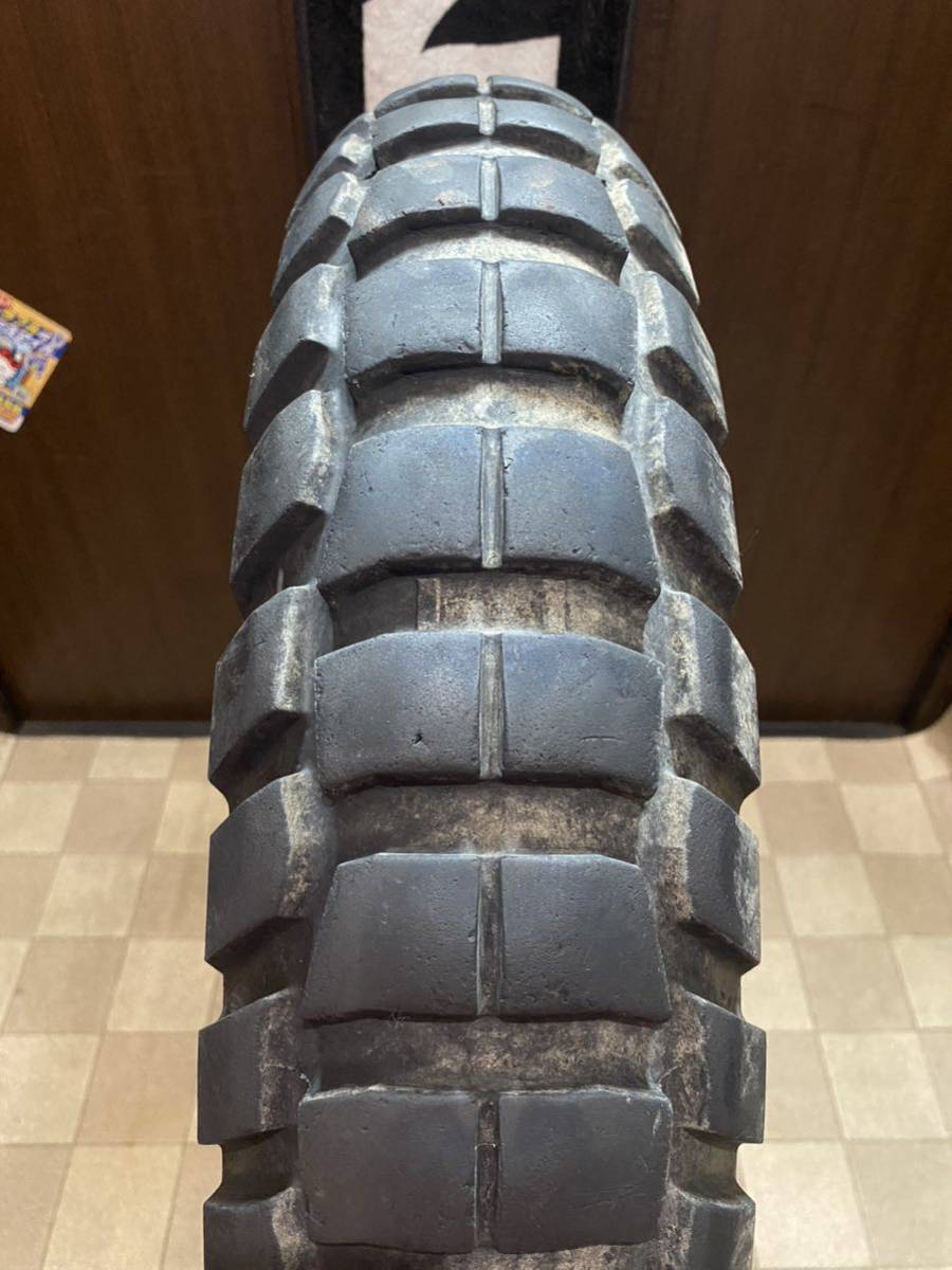 中古MCタイヤ 2022年製造 METZELER KAROO4 120/70R19 メッツラー カルー 120 70 19 4022 K4287拍卖