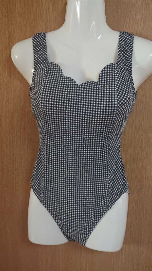 ☆RIOKA☆黒×白☆ギンガムチェック柄のワンピース水着☆9M☆拍卖