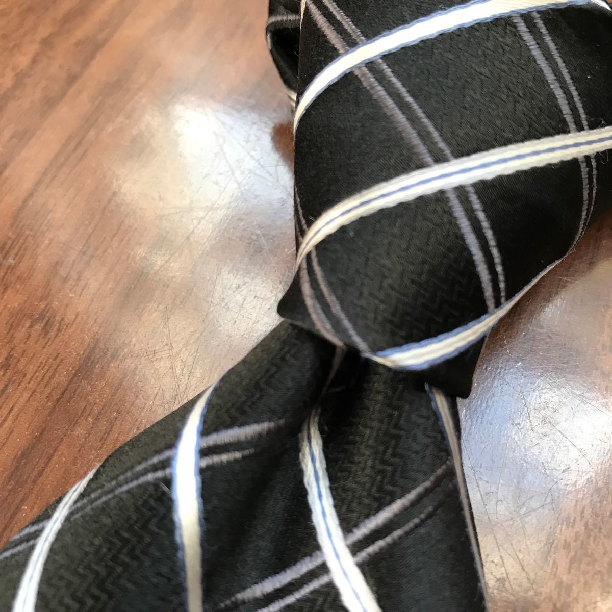 JONES NEW YORK ネクタイ 黒 ブラック チェック柄拍卖