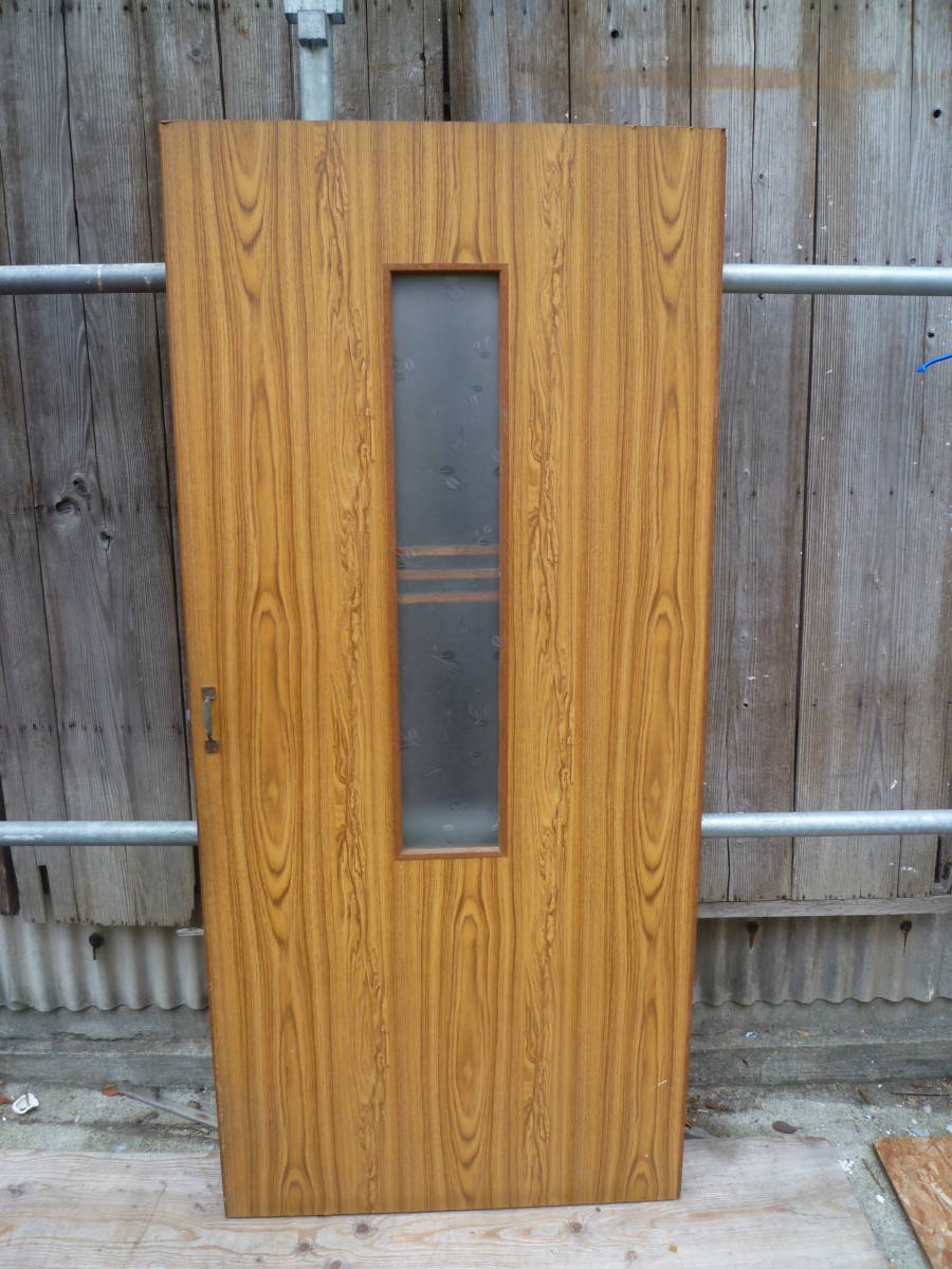 最終値下げ!M5696 木製扉 ビンテージ レトロガラス窓 蝶番付き 両面木目【送り先は会社 事務所 店舗限定】【個人様は西濃運輸局留め】 拍卖