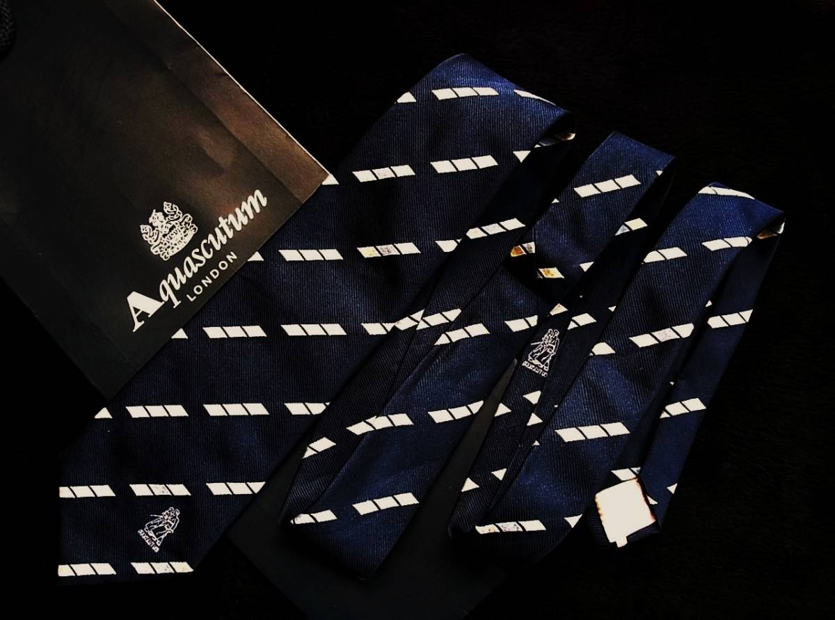 ●美品●SALE2646 アクアスキュータムのネクタイ●拍卖