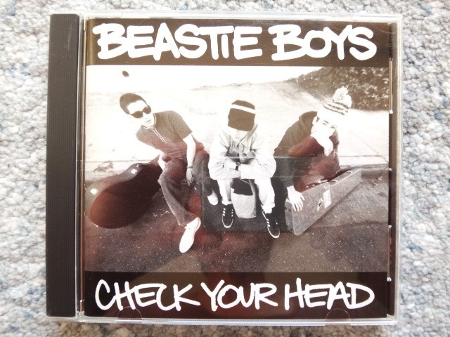 A【 BEASTIE BOYS ビースティーボーイズ / CHECK YOUR HEAD 】国内盤(解説・訳詞付き)CDは4枚まで送料198円拍卖