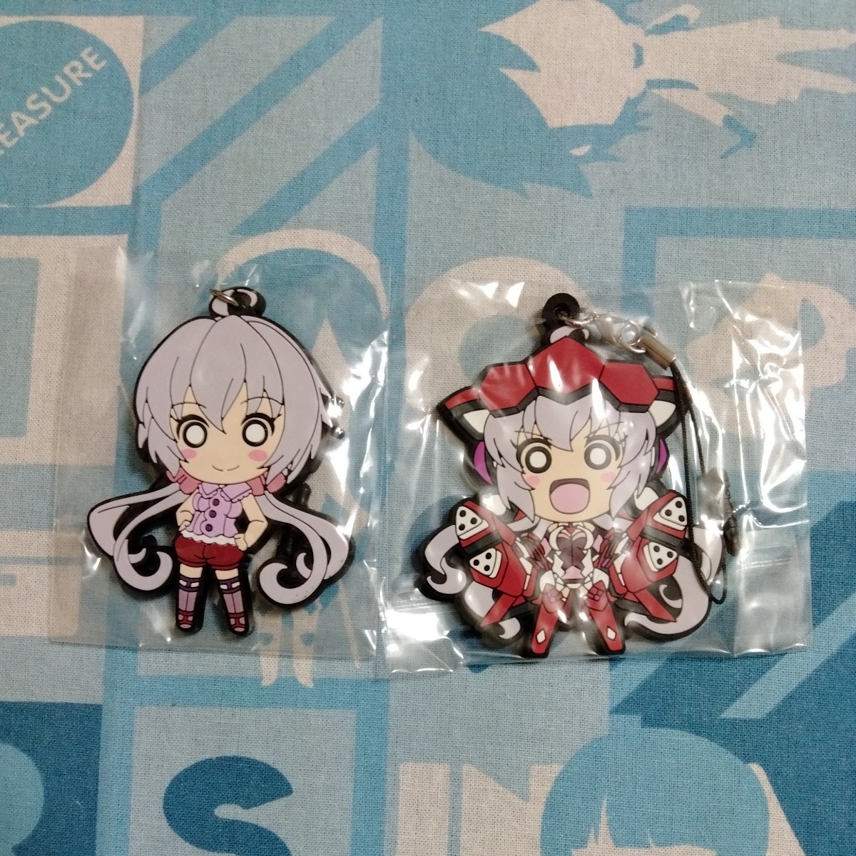 戦姫絶唱 シンフォギア GX 戦姫絶唱しないトレーディング ストラップ 雪音クリス 2種セット 未開封新品 キーホルダー拍卖