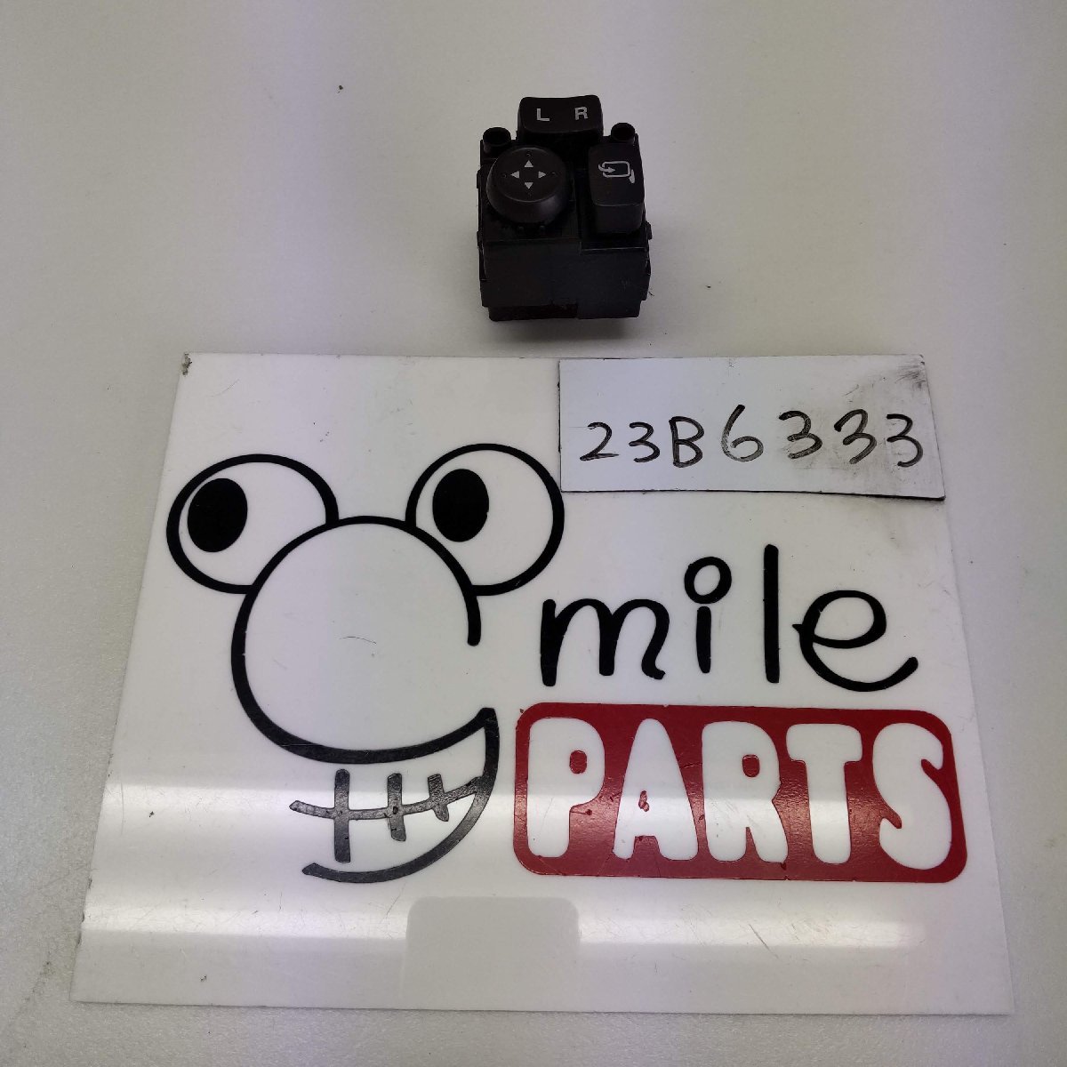 MH34S ワゴンR 純正 ドアミラースイッチ 2Z6-6-2/23B6333*同梱不可拍卖