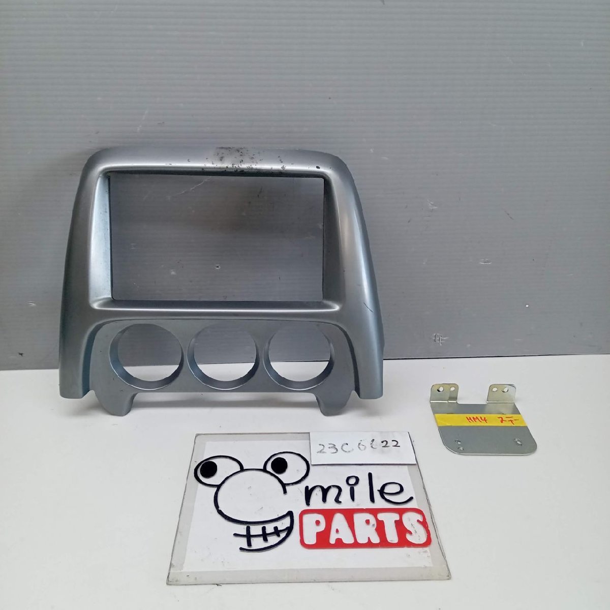 HM4/HM3 バモスホビオ 純正 オーディオパネル(ステー付)2Z3-28-6/23C6622*同梱不可拍卖