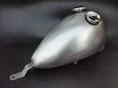 SR用エッグタンクⅡ SR400用エッグタンクⅡ 鉄製 タンク内コーティング済み SR400 SR500 スポーツスタータンク エッグタンク スポタン拍卖