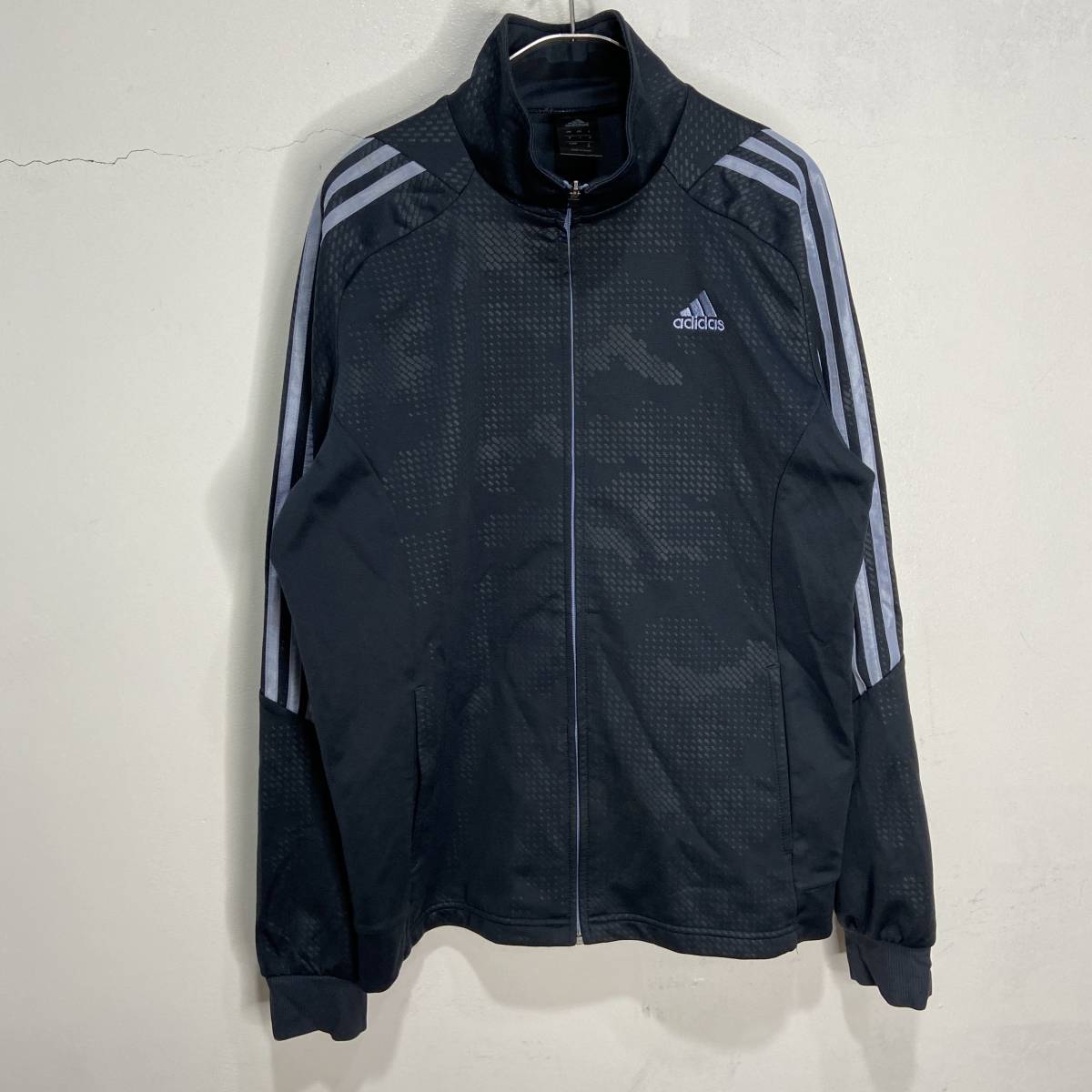 送料無料☆adidas☆アディダス☆ウォームアップジャケット☆トラックジャケット☆ジャージ☆パフォーマンスロゴ☆ネイビー☆サイズO☆K23拍卖