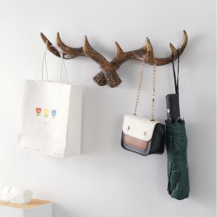 秋物 角型壁掛けフック コートハンガー 帽子 服掛け アイアン ウォールハンガー ヨーロッパ アンティーク拍卖