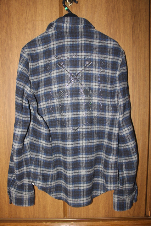 ROARのネルシャツ拍卖