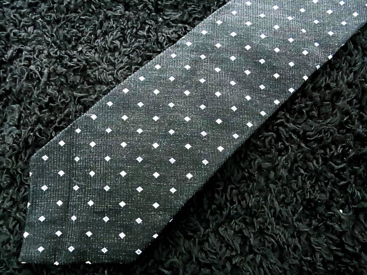 0^o^0ocl★cw0354美品【ウール50%】SUIT REVOのネクタイ拍卖