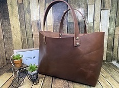 【姫路レザー】カバン バック トートバッグ 革 本革 内ポケット付き A4サイズが入る カスタマイズOK商品拍卖