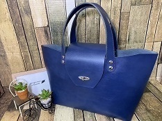 【姫路レザー】カバン バック トートバッグ 革 本革 内ポケット付き A4サイズが入る カスタマイズOK商品拍卖