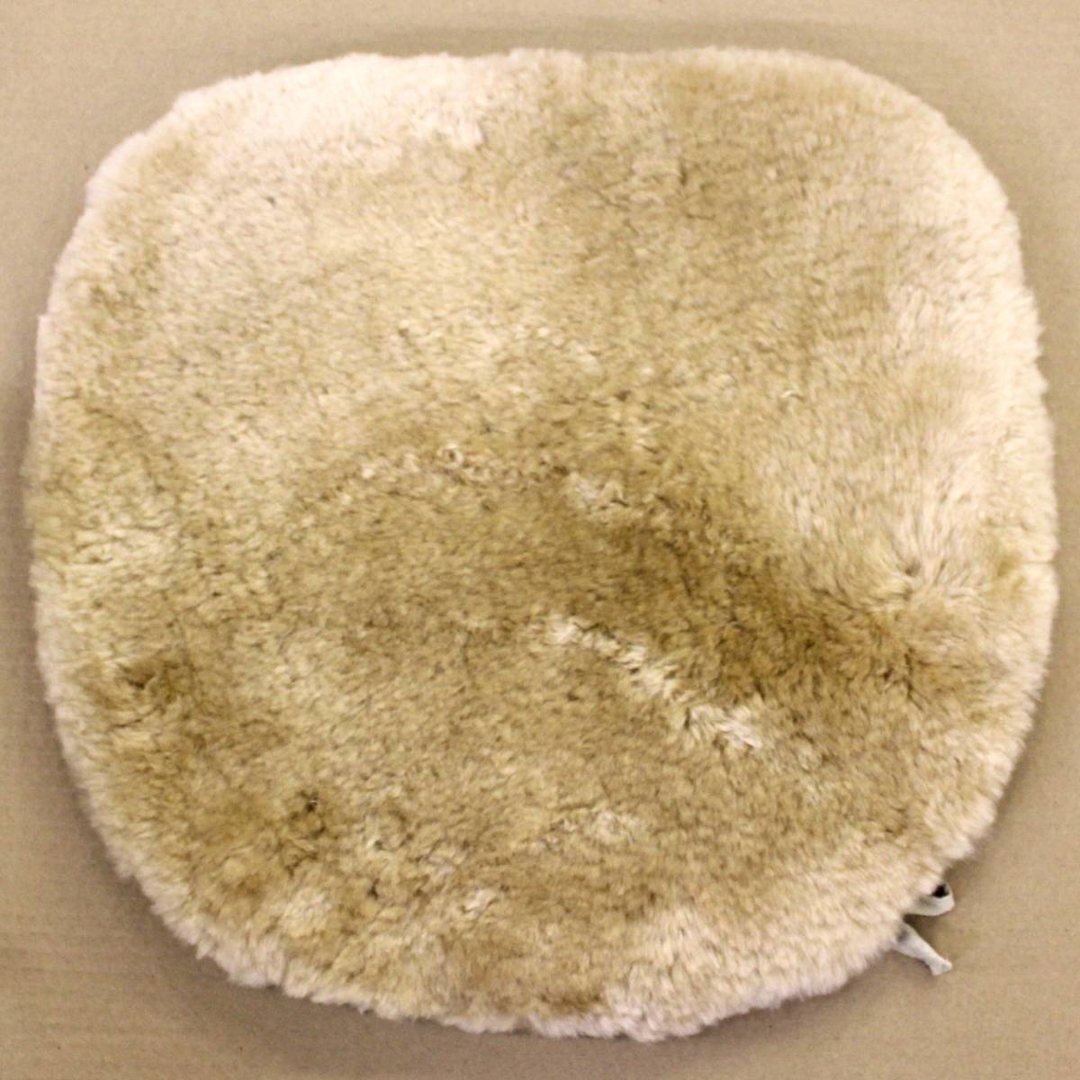 ムートンクッション 無地馬蹄型 JJ-8319-85 BR拍卖