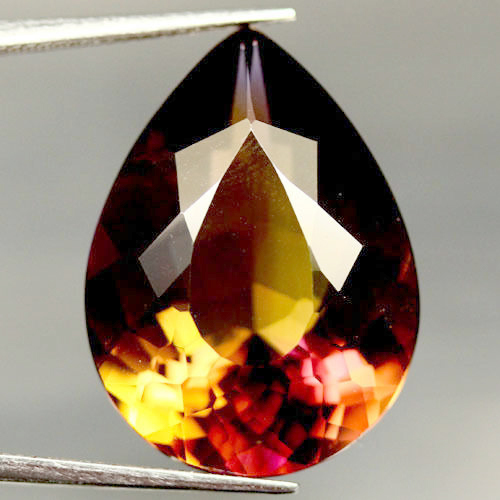 30.23カラット★ボリビア産・天然アメトリンルース拍卖