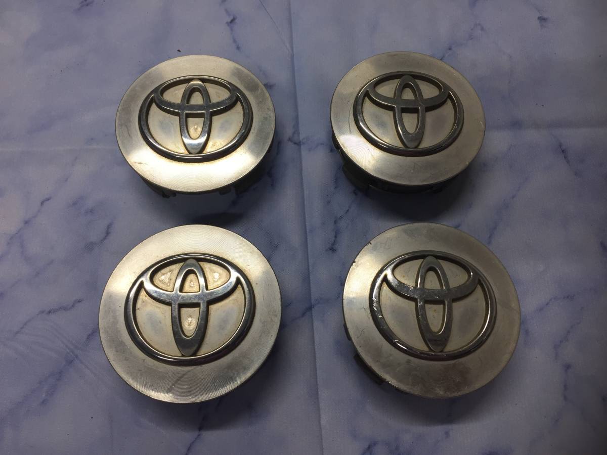 ◆③◆送料無料!◆トヨタ純正◆TOYOTA◆センターキャップ◆4個セット◆中古品◆拍卖