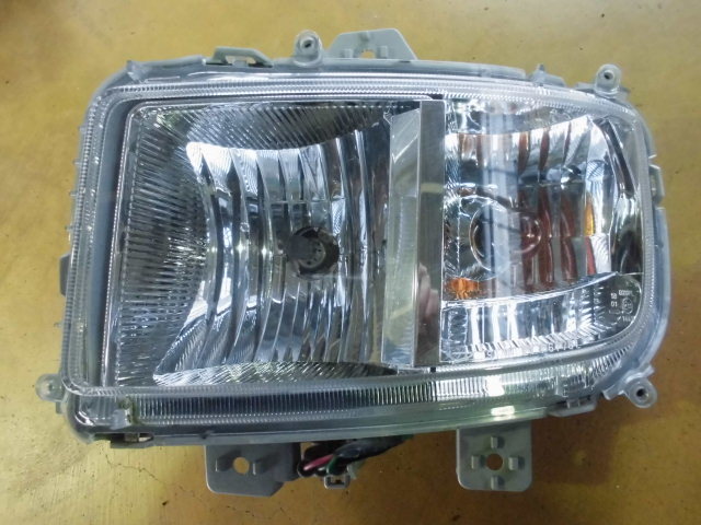 H19 ダイハツ ムーヴ L175S 左 フォグランプ 中古品拍卖