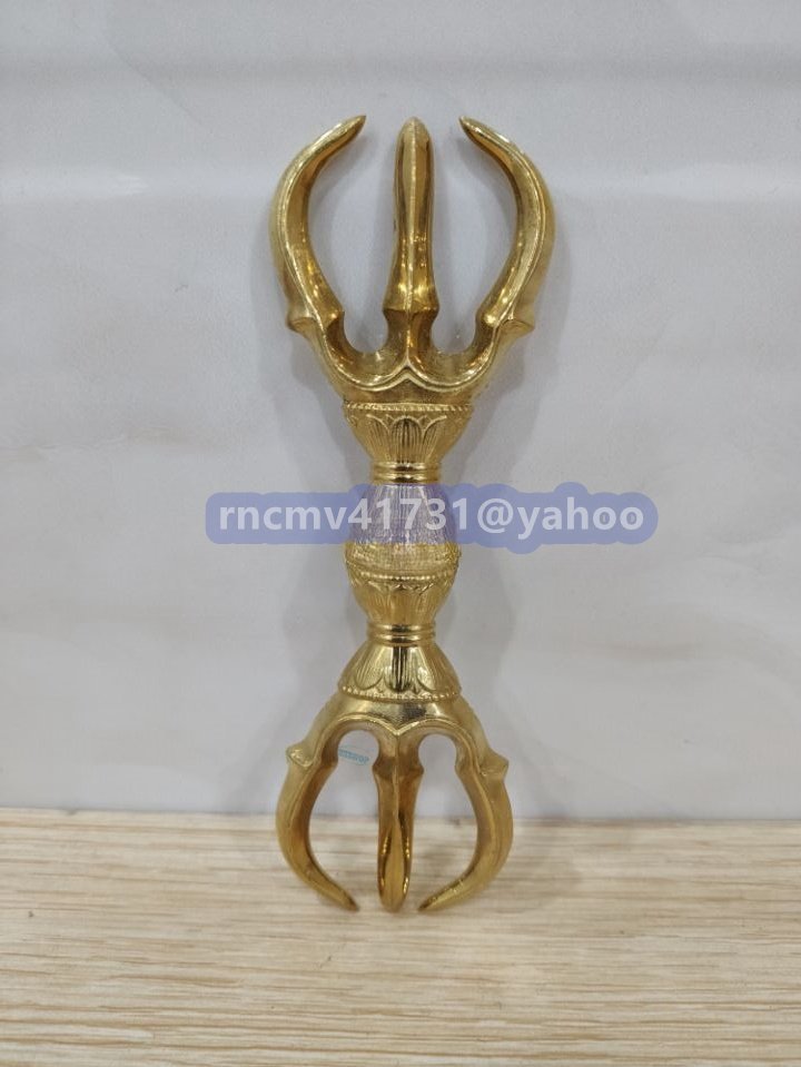 「密教法具 寺院仏具」極上品 金剛三鈷杵 仏具 真鍮製 磨き仕上げ 長さ13.6cm拍卖