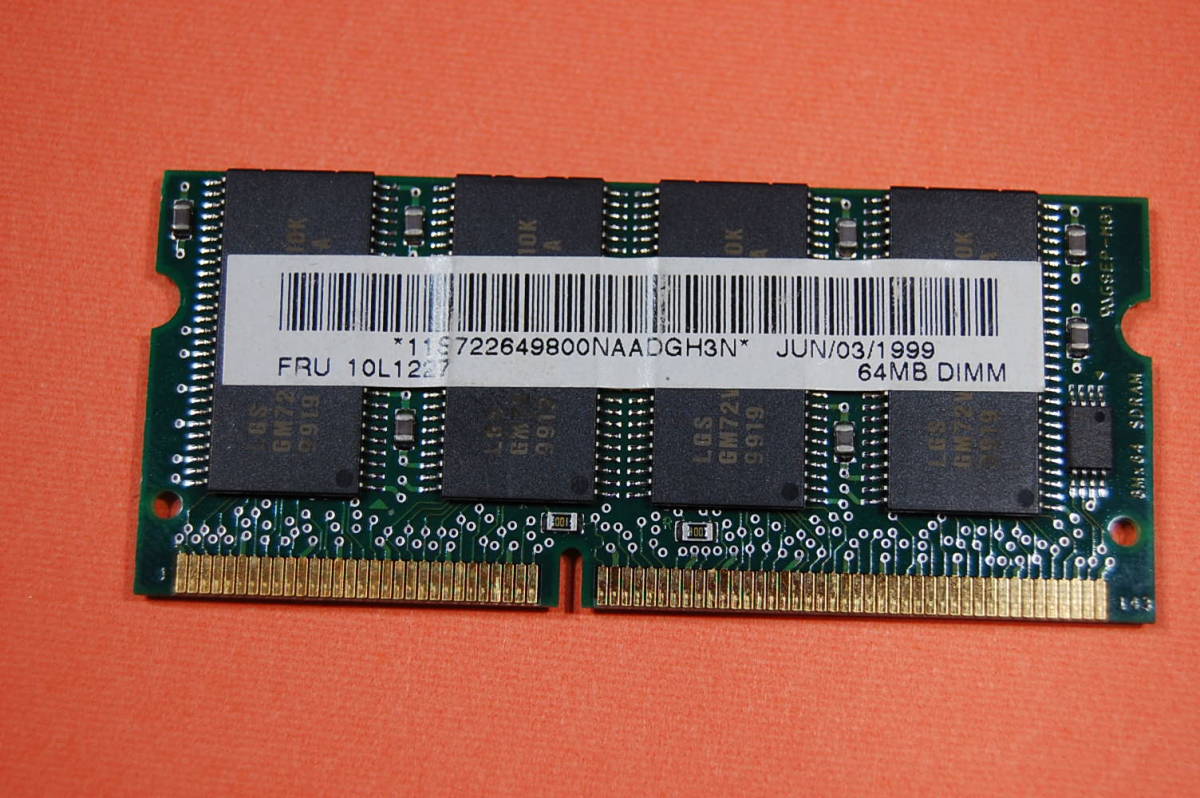 中古 メモリ ノート用 144Pin DIMM SDRAM 64MB ジャンク扱いにて NAADGH3N拍卖