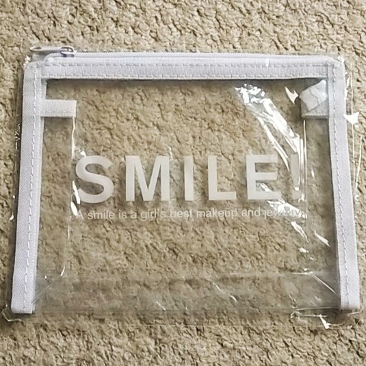 【未使用】『ビニールポーチ』スケルトン《携帯性抜群!小物入れに最適!》拍卖