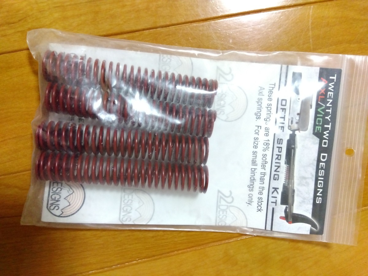 22デザインズ 22designs アクセル ヴァイス AXL VICE Softie Springs Small ソフティー スプリングス拍卖