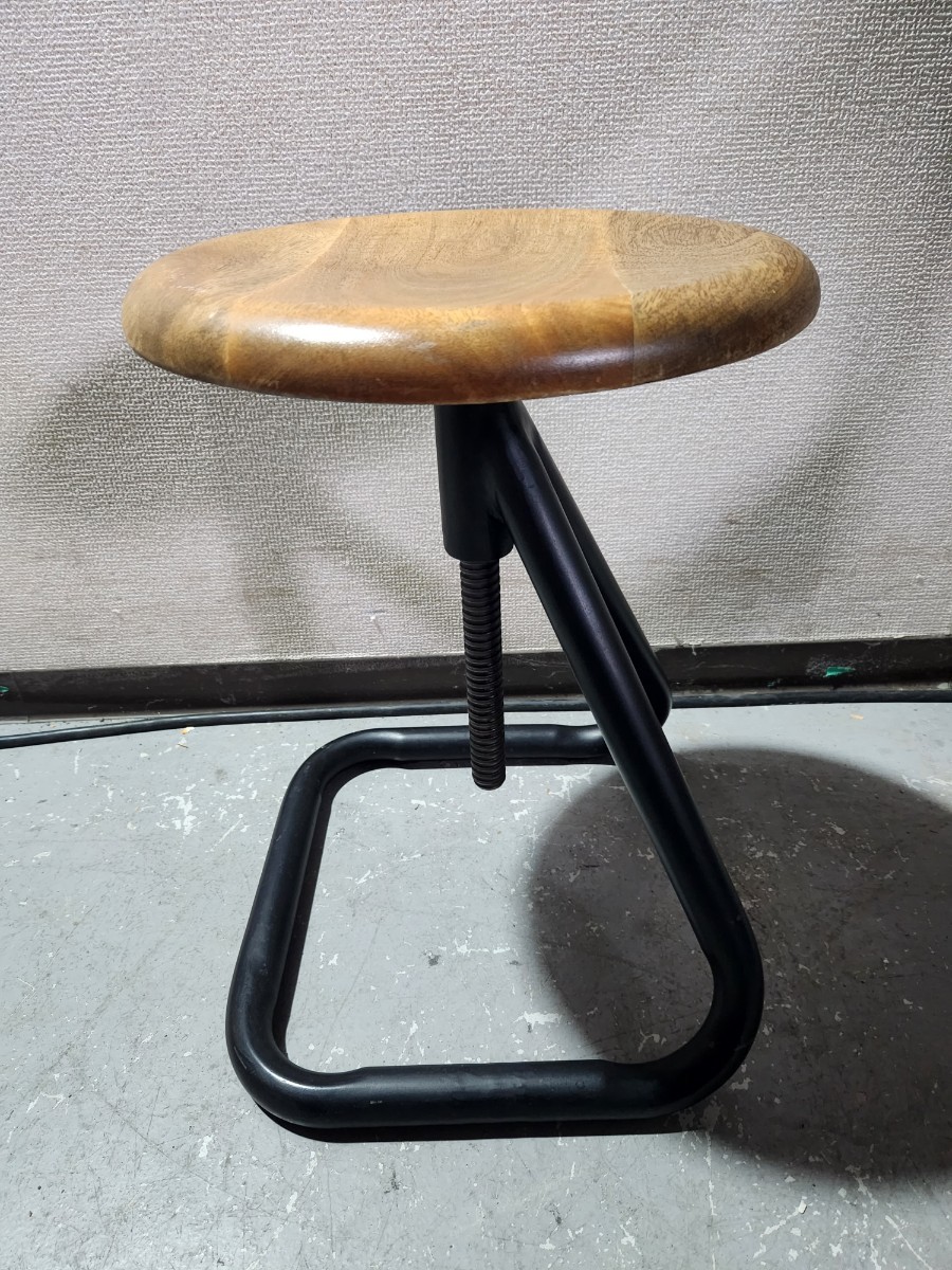インダストリアル/アイアン/ 鉄×無垢材/ 丸椅子/ チェア / 古材 / ヴィンテージ / ビンテージ  W320×D320×H450~600拍卖
