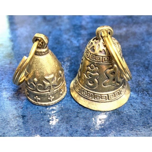 【匿名配送】真鍮 brass ガーディアンベル2個セット 鐘 御守り キーホルダー ハーレー 5-2拍卖