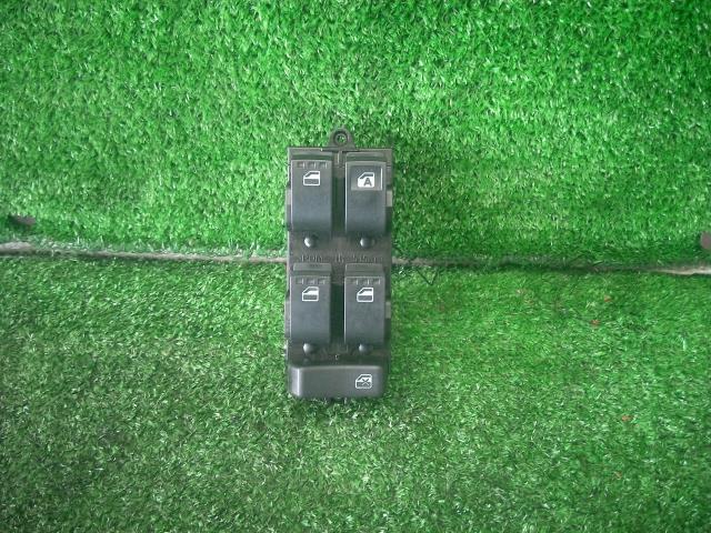 キャスト DBA-LA250S パワーウインドウスイッチ スタイルG SA2 R67 84820-B2470拍卖