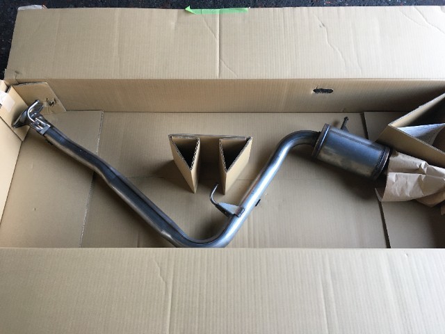 3509 トヨタ アルファード AGH40W 純正リアマフラー 新車外し 40系 個人宅配送不可/法人宛てか営業所可能拍卖