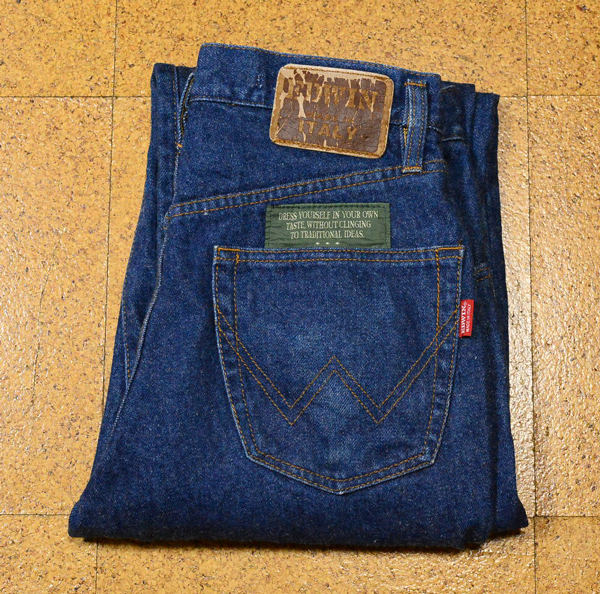 W31■逆輸入盤■イタリア製エドウィン1601 スリムテーパード デニムパンツ ボタンフライ 股下81.5cm拍卖