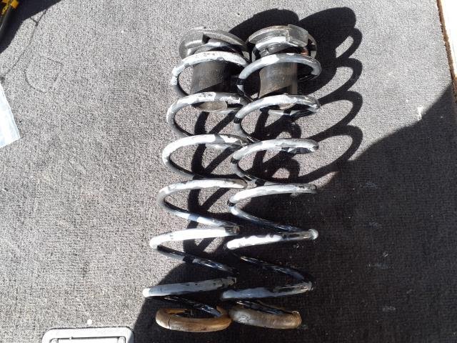 ライフ CBA-JB5 リア スプリング 左右セット グレード D 52441-SFA-004拍卖