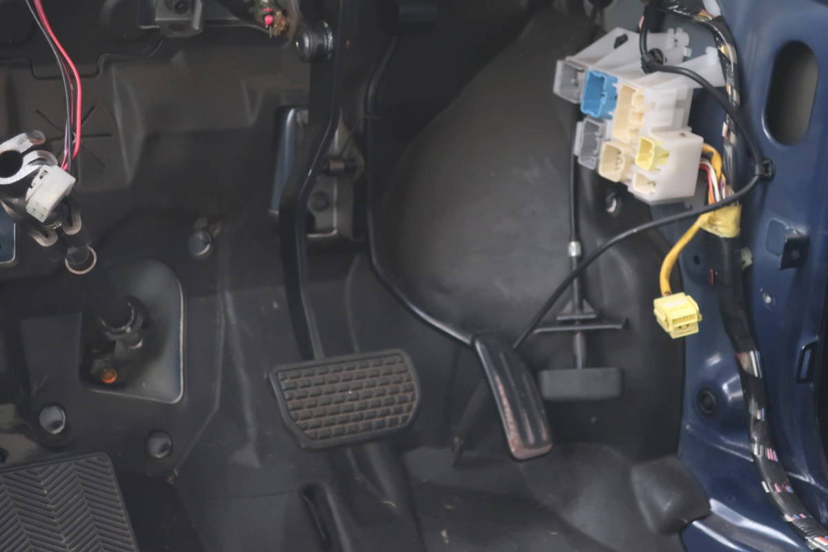 H14 UA-HE21S ラパン K6A (NA) 2WD 純正 フットブレーキ 取り付けブラケット Assy拍卖