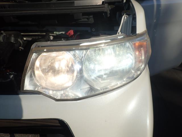 タント DBA-L385S 左ヘッドランプASSY W24 81150-B2730拍卖