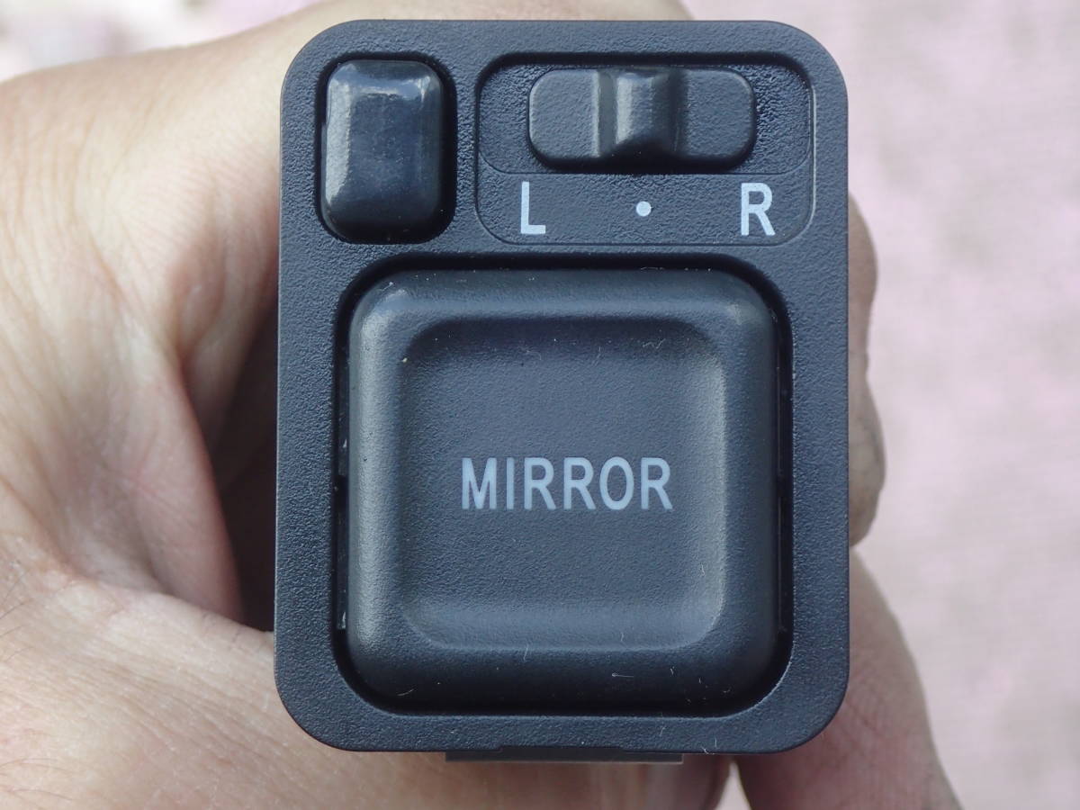 中古品】★ステップワゴン★RF3★ドアミラースイッチ★AT★2WD★動作OK★①拍卖