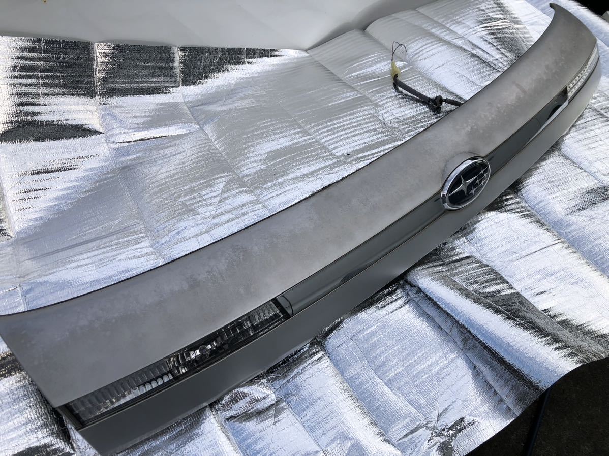 39 スバル レガシィ BP5 後期 テールゲートガーニッシュ テールライトセンターガーニッシュ 拍卖