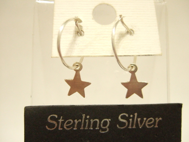 横浜最新 シルバー925SILVERピアス 魅惑のスター☆星左右セット 銀製品 12×0.9ミリ メンズレディース 送料180円ξgstξ ξ ξgpiξξs36拍卖