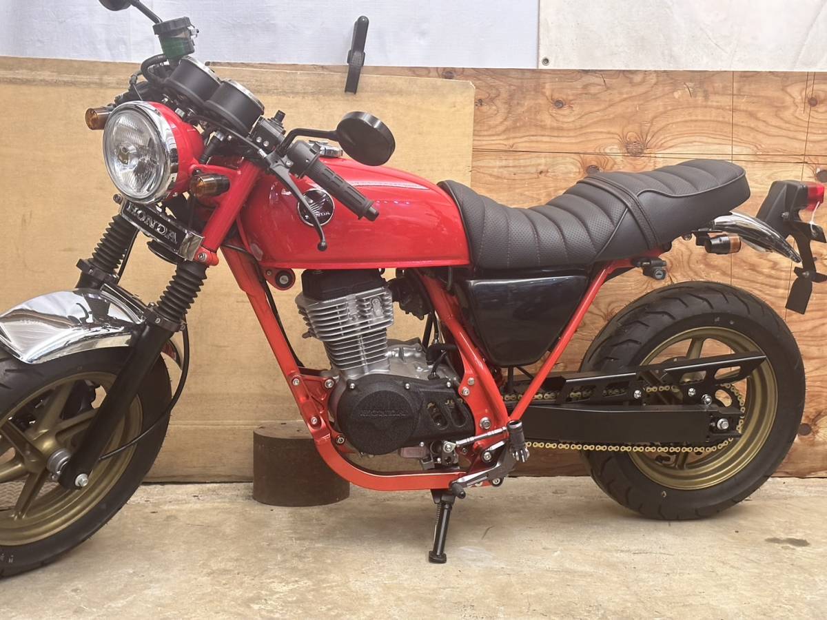 エイプ50 用 CB400F タイプ サイドカバー 黒ゲル ドリームレボリューション拍卖