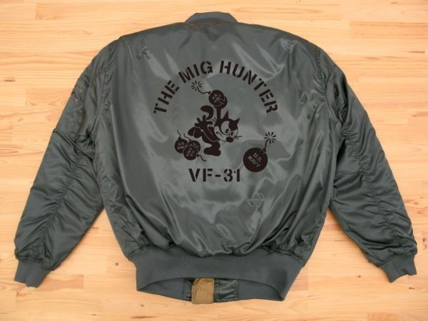 THE MIG HUNTER カーキ プリントMA-1タイプ 黒 M Printedジャケット ミリタリーブルゾン トムキャット VFA-31 U.S. NAVY VF-31拍卖