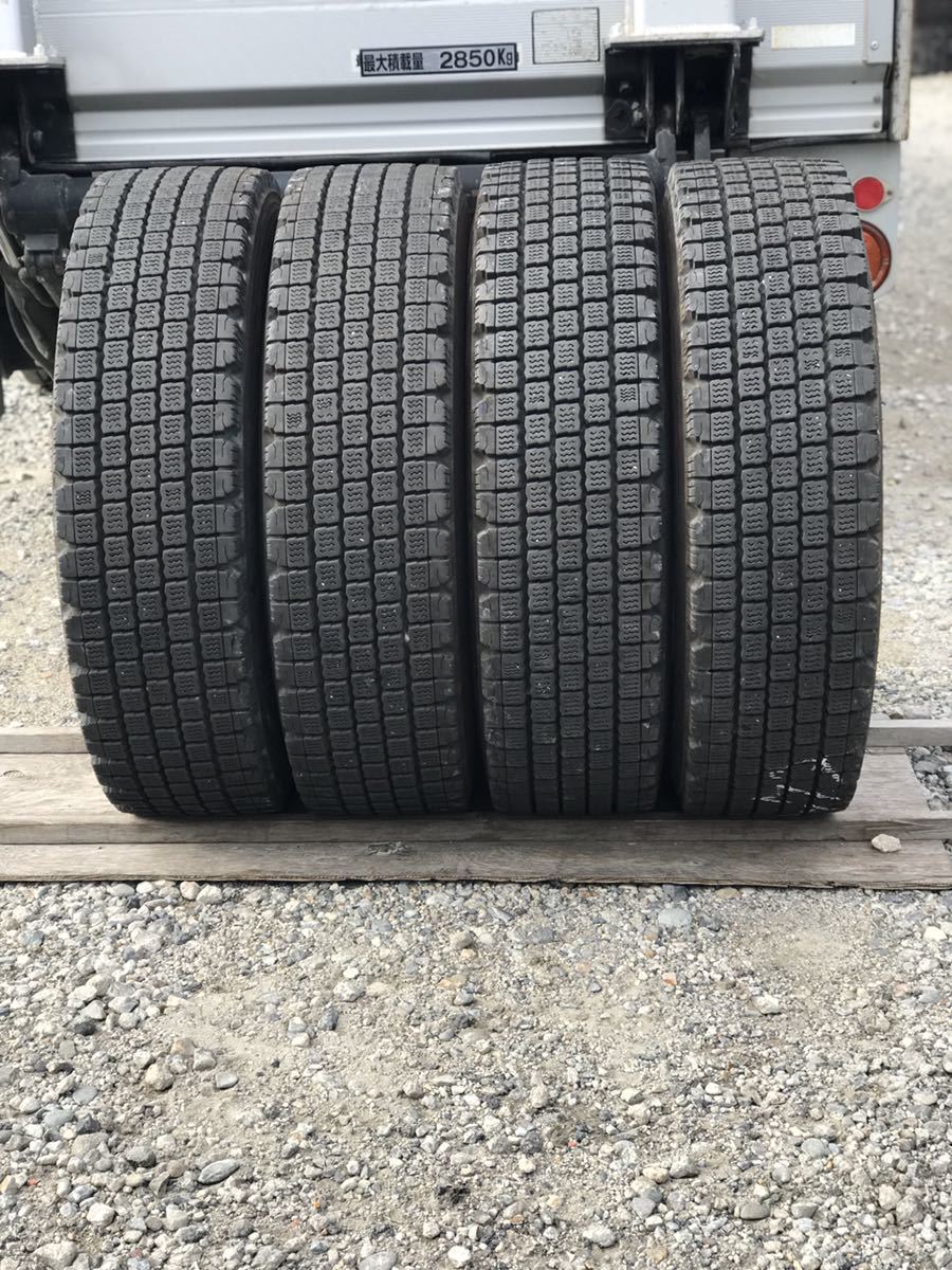 2864 ブリヂストン 245/80R17.5 スタッドレス 4本セット拍卖