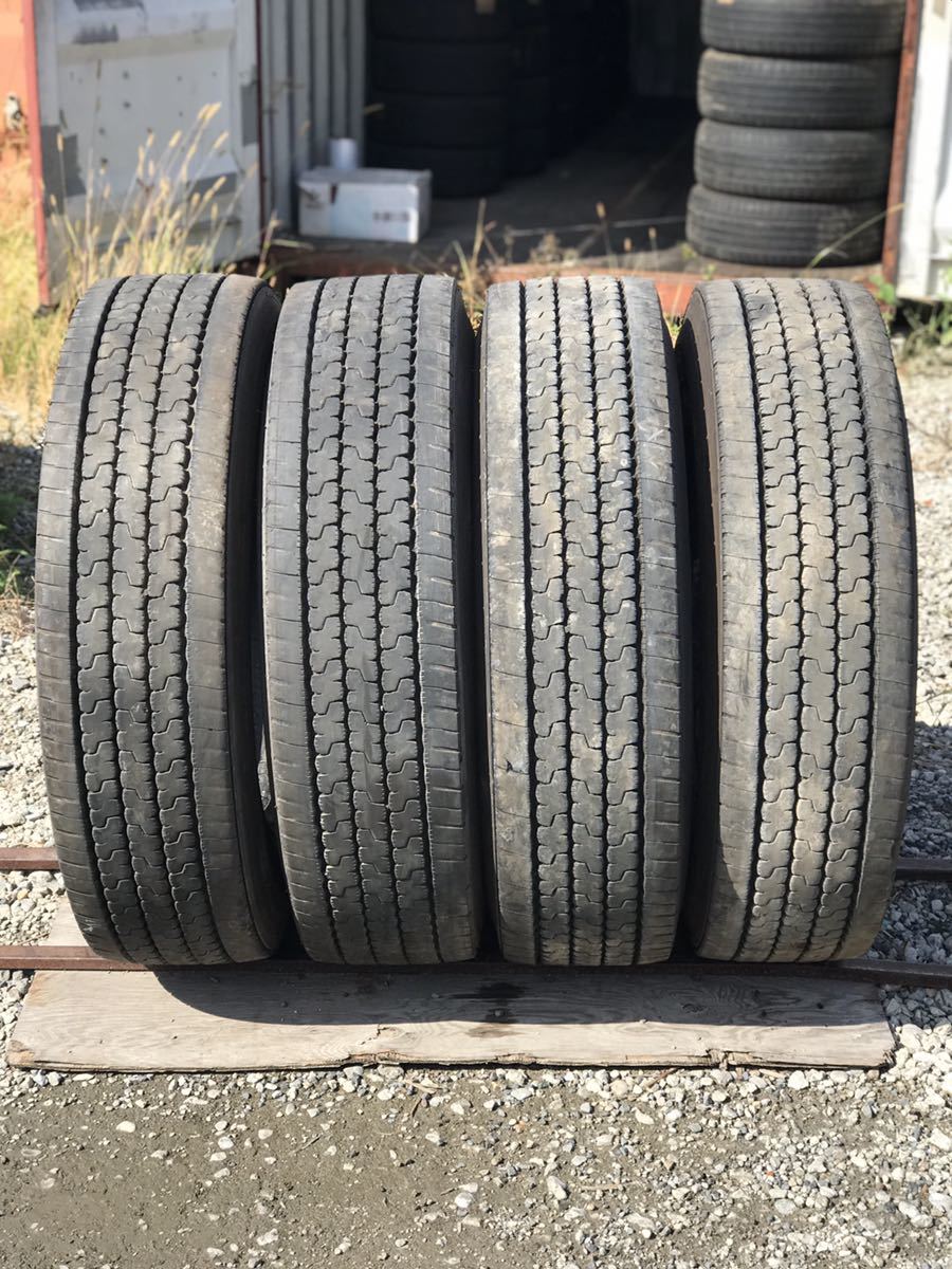 2902 ヨコハマ 275/80R22.5 4本セット拍卖
