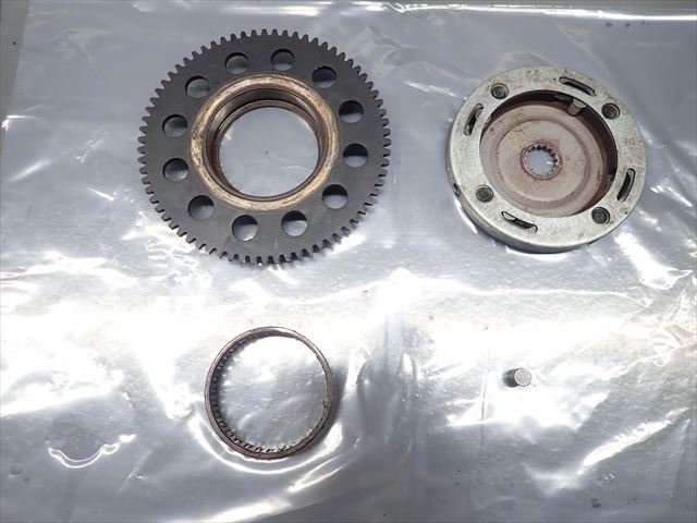 εER15-274 ヤマハ BW'S125 ビーウィズ LPRSE45209A エンジン ワンウェイクラッチ スタータークラッチ 破損無し!拍卖