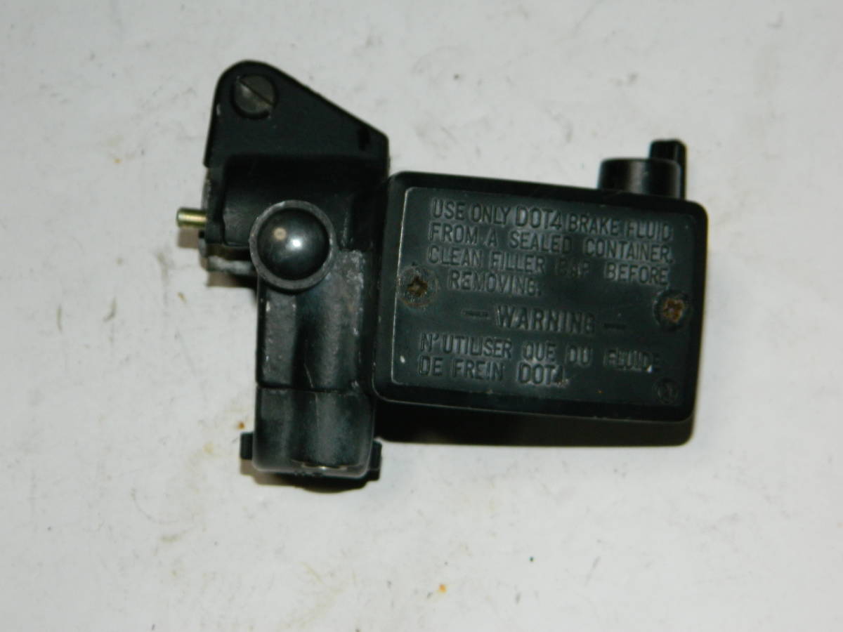 e1022 ZZ-R1100 クラッチマスターシリンダー、14mm ZZR1000-D型 0拍卖